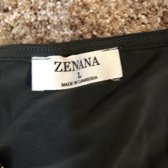 NWOT Zenana Zipper Front 3/4 Sleeve Top - Picture 2 of 3